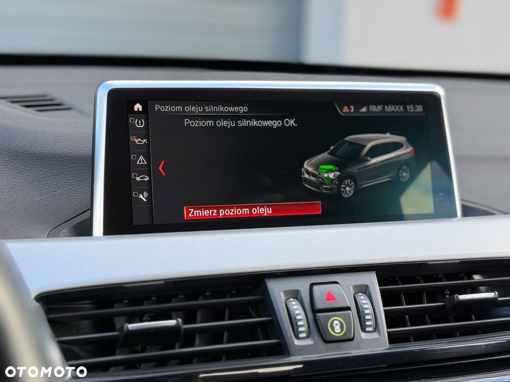 BMW X1 sDrive18i Advantage - 32