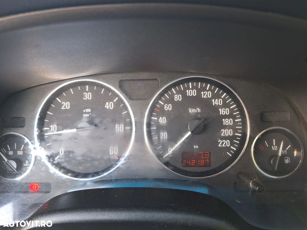 Opel Astra - 16