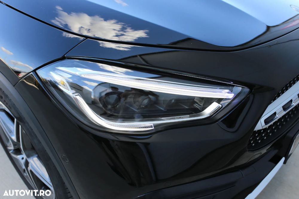 Mercedes-Benz GLA 200 d 4MATIC Aut. - 32