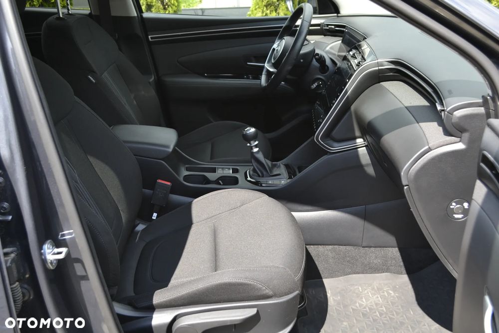Hyundai Tucson 1.6 T-GDi Smart 2WD - 25