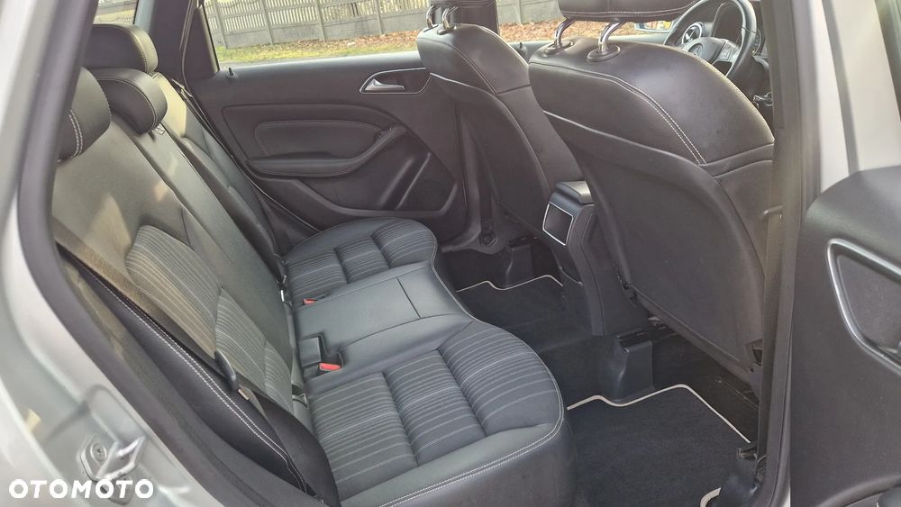 Mercedes-Benz Klasa B 200 CDI (BlueEFFICIENCY) - 13