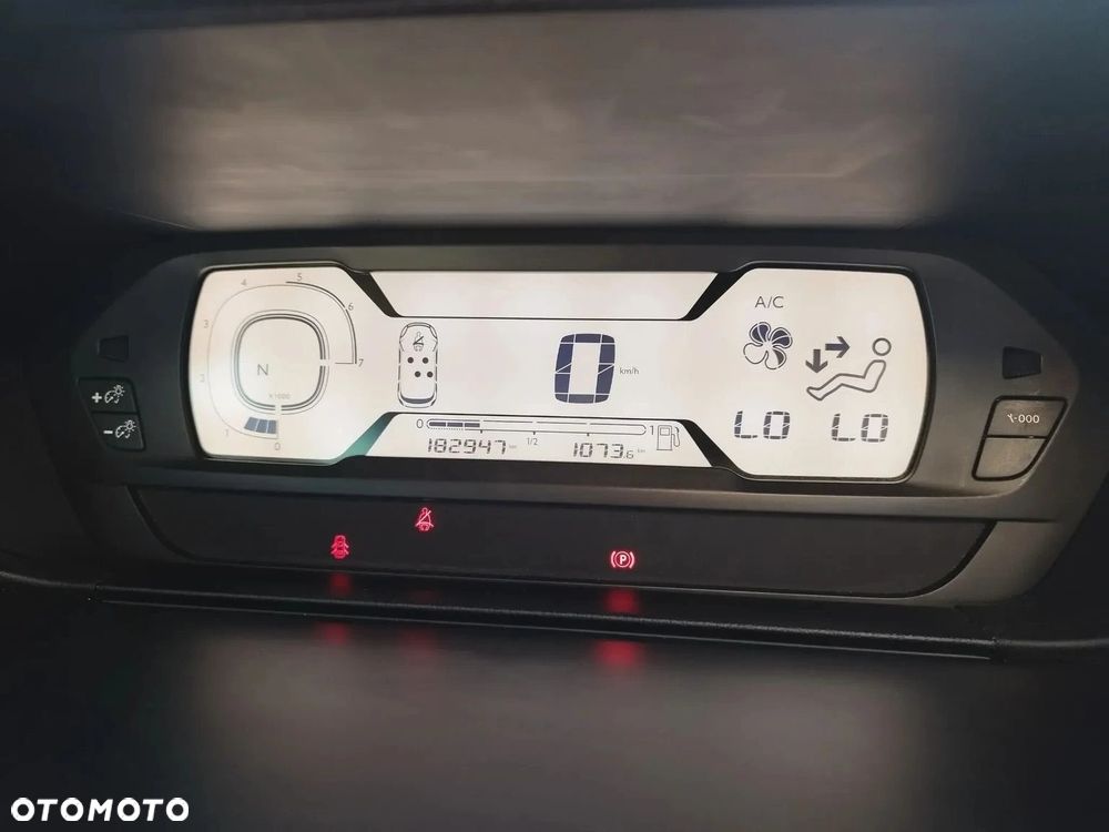 Citroën C4 Picasso 1.6 e-HDi Exclusive - 19