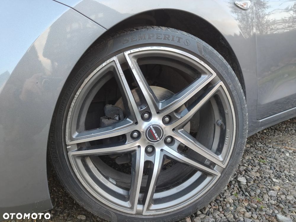 Hyundai i30 i30cw 1.4 Fifa World Cup Edition - 11