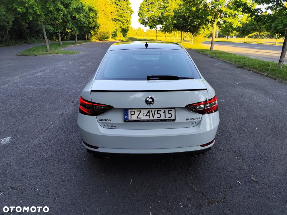 Skoda Superb 2.0 TSI 4x4 L&K DSG - 16