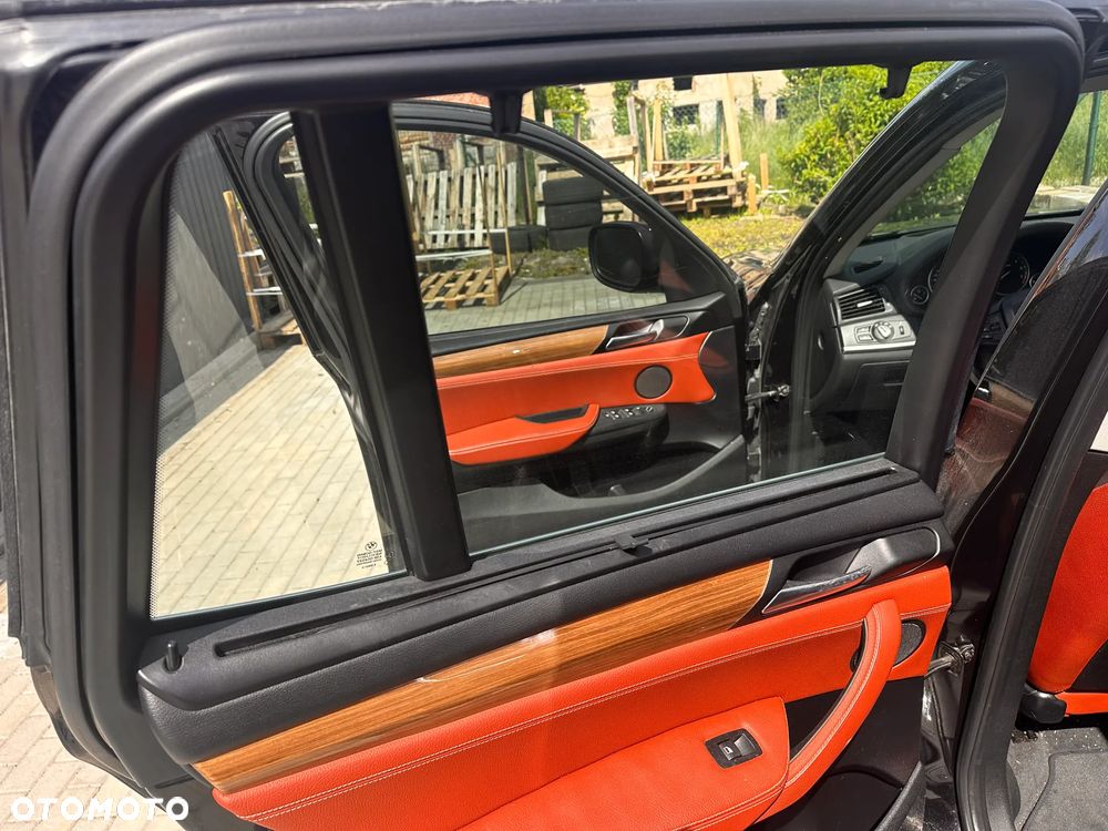 BMW X3 xDrive28i - 23