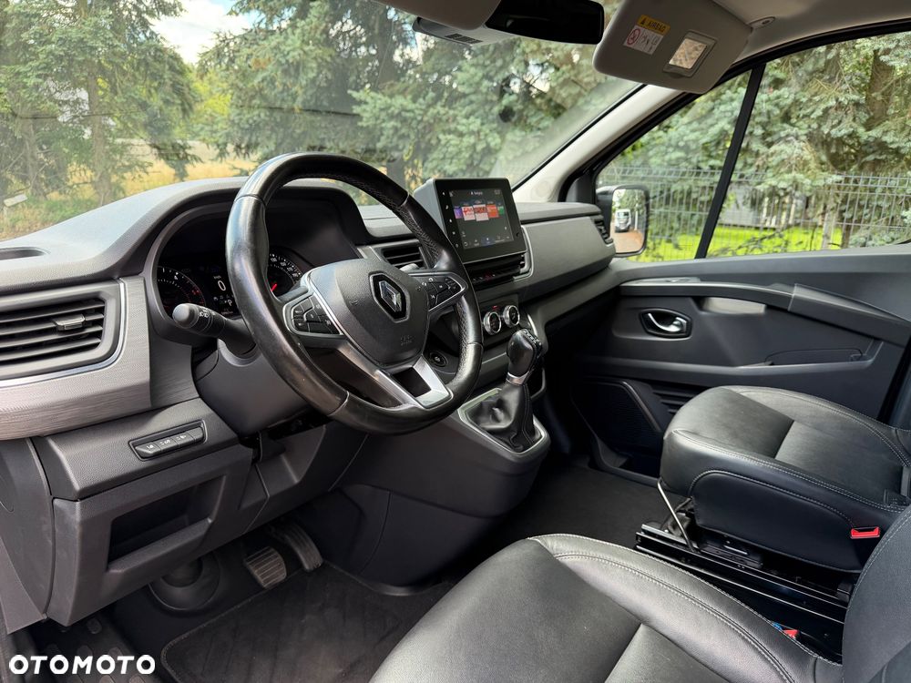 Renault Trafic - 11