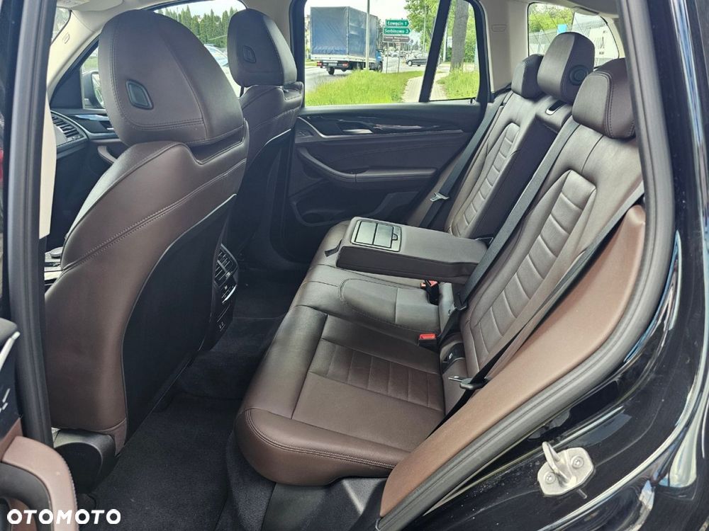 BMW X3 - 16