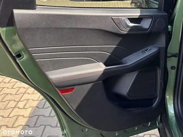 Ford Kuga 2.5 FHEV FWD ST-Line X eCVT - 11