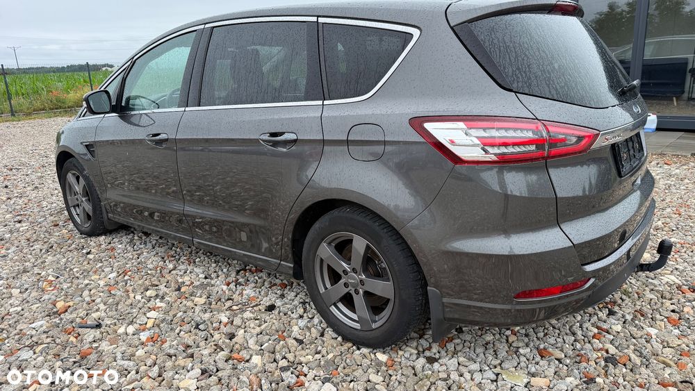 Ford S-Max 1.5 EcoBoost Titanium - 24