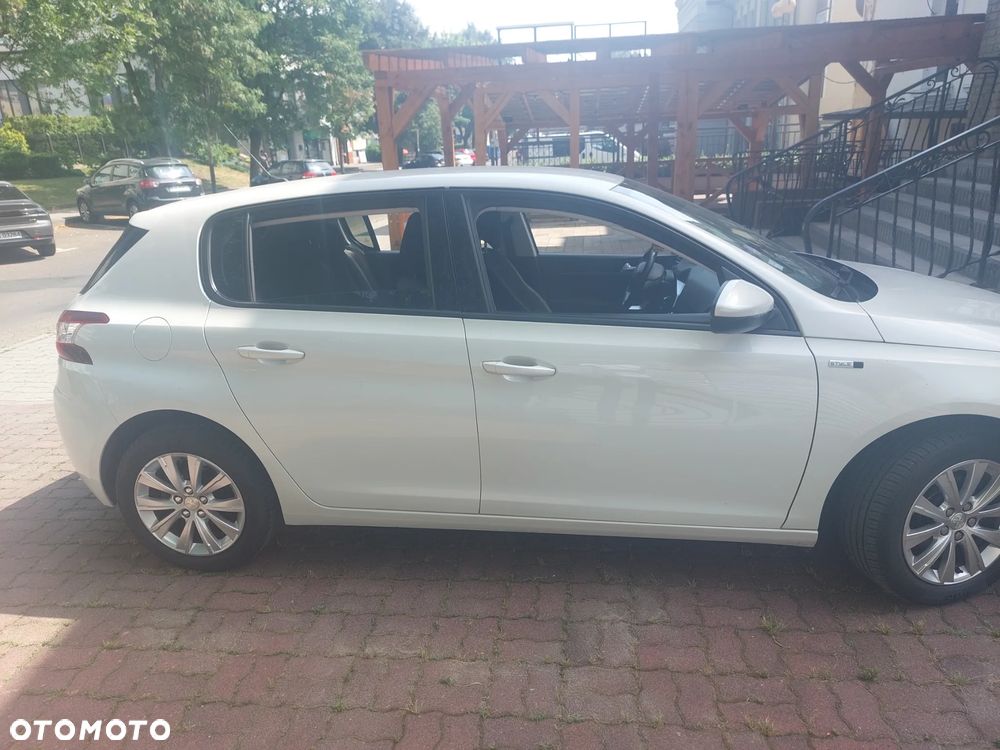 Peugeot 308 PureTech 110 Stop & Start Active - 12