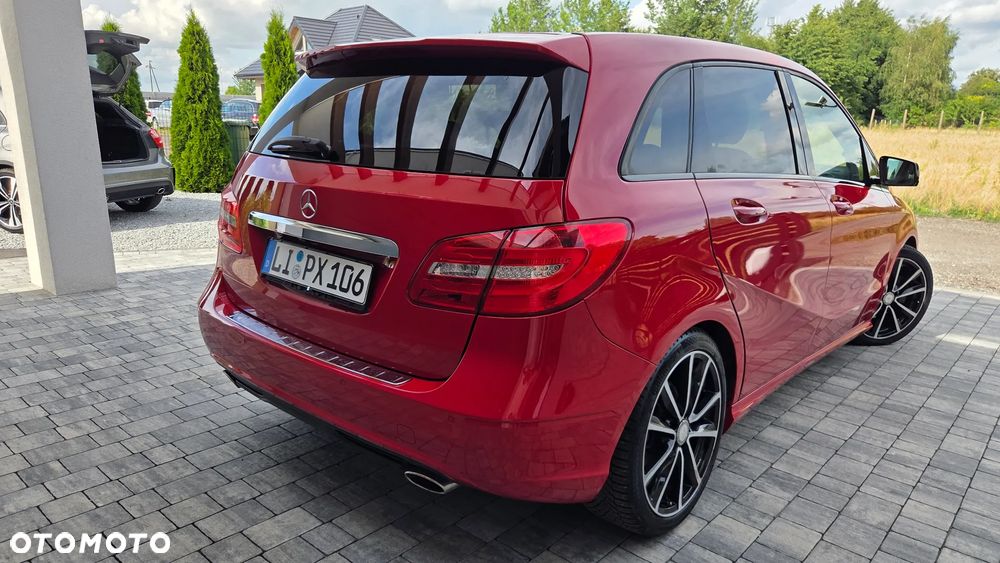 Mercedes-Benz Klasa B 200 (BlueEFFICIENCY) - 22