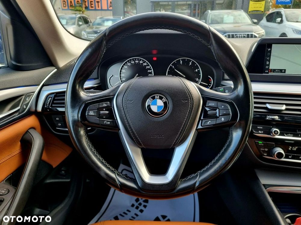 BMW Seria 5 520d - 18