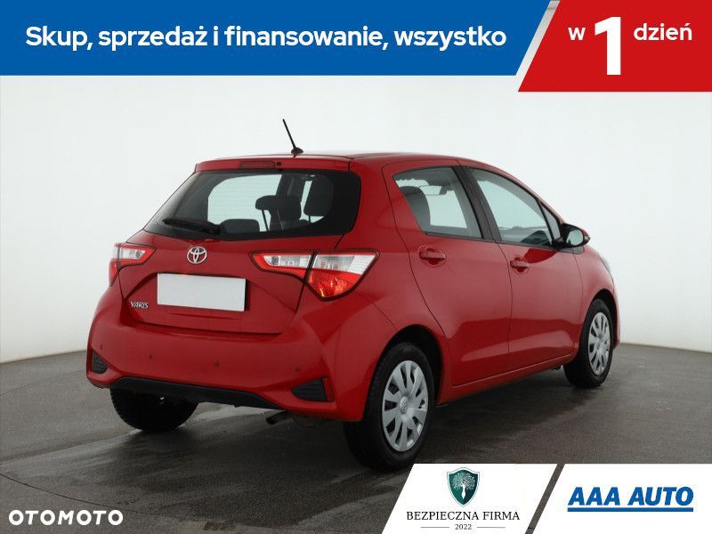 Toyota Yaris - 7