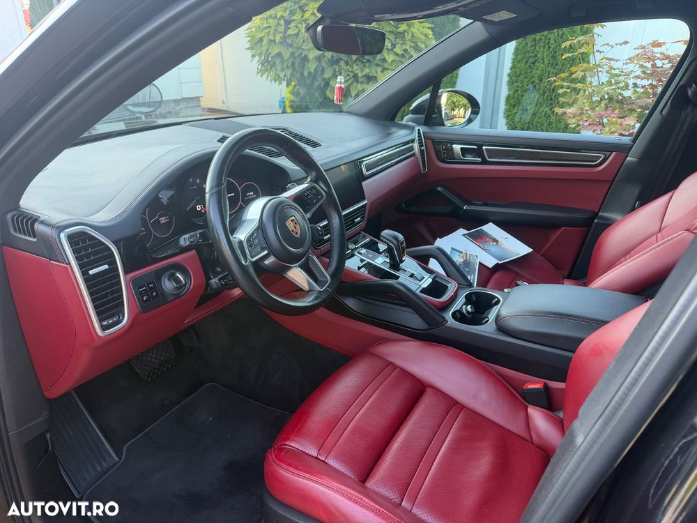 Porsche Cayenne - 17