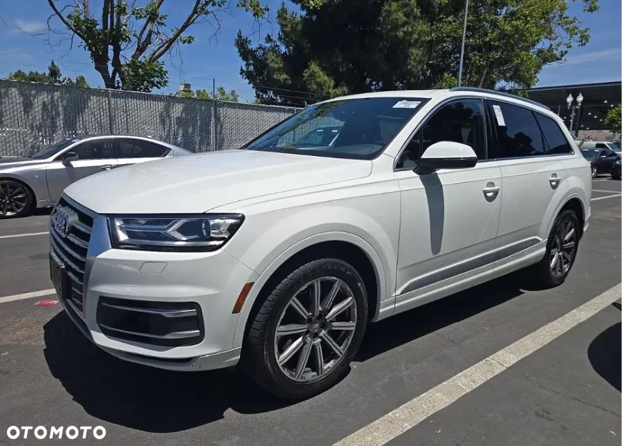 Audi Q7 3.0 TFSI Quattro Tiptronic - 1