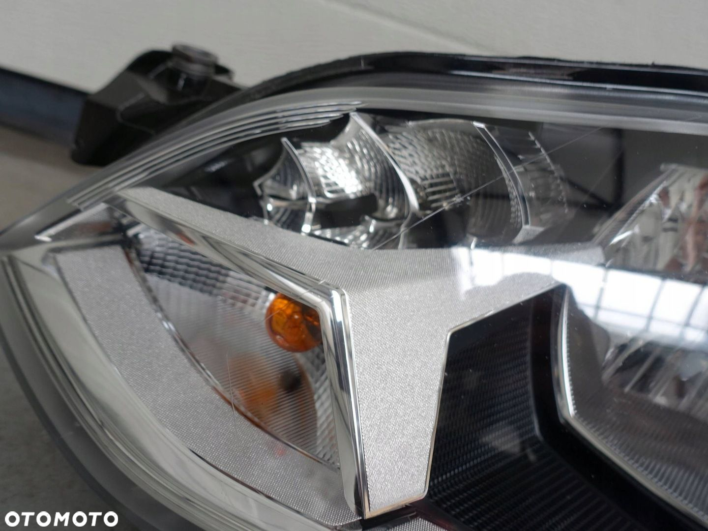 LAMPA PRZÓD PRZEDNIA LEWA REFLEKTOR LEWY BEZ LED VW UP UP LIFT 2017- IGŁA - 4