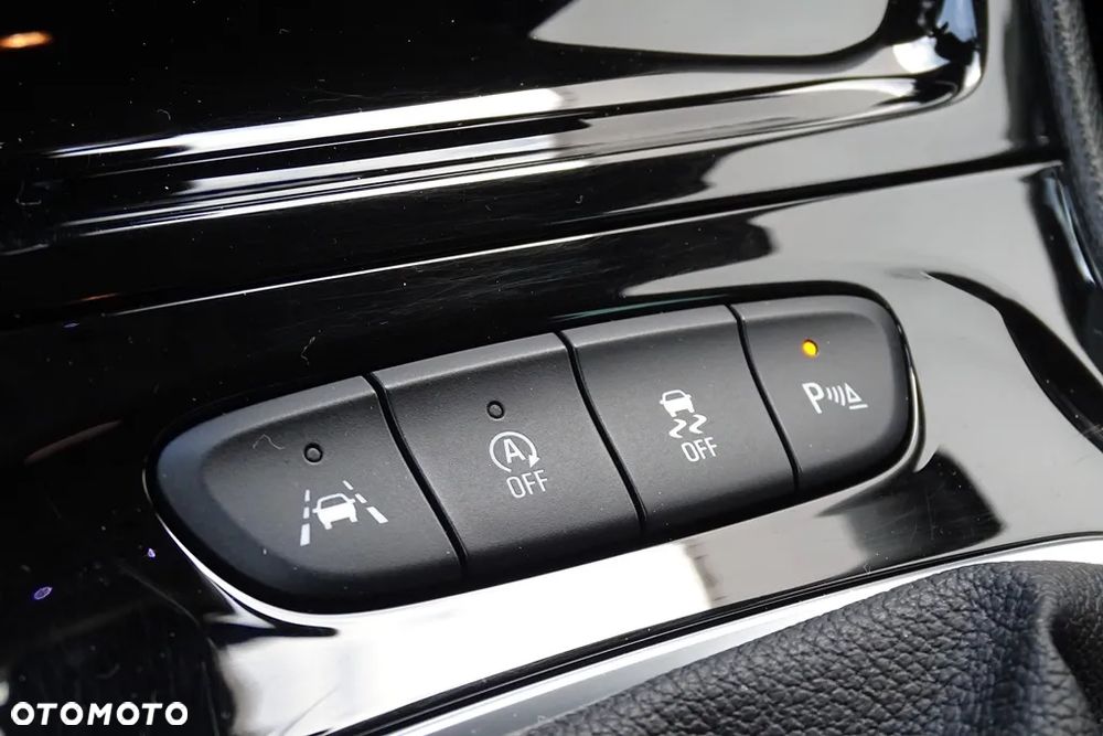 Opel Astra 1.4 Turbo Sports Tourer Innovation - 25