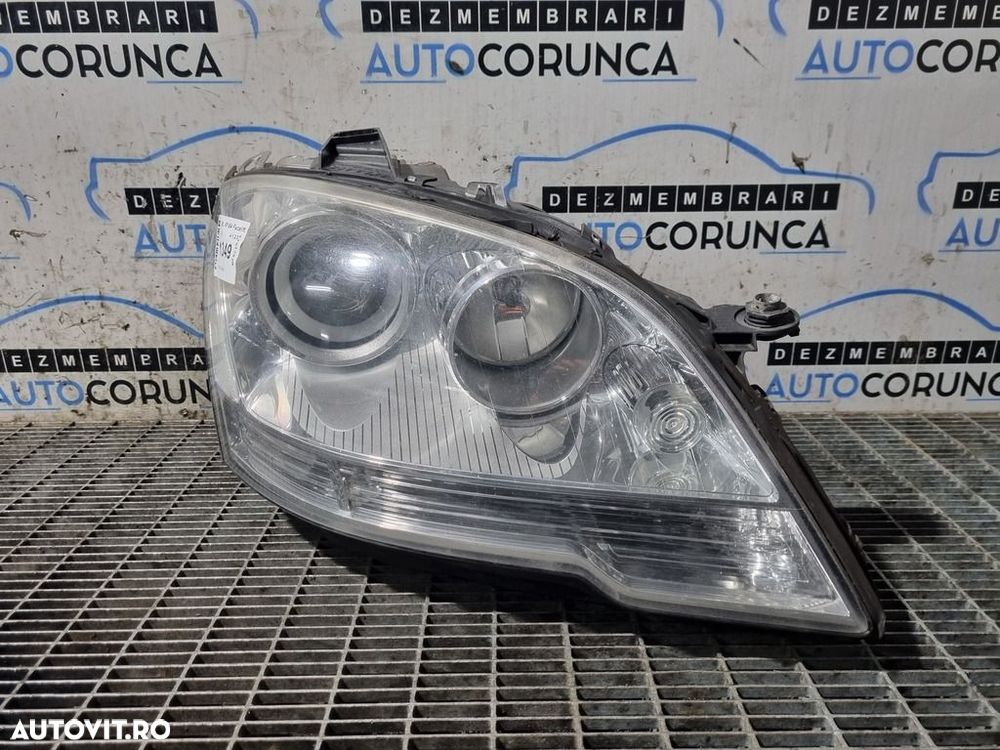 Far Dreapta Mercedes ML W164 Facelift 2008 - 2011 SUV 4 Usi (1349) Cu lupă - 1