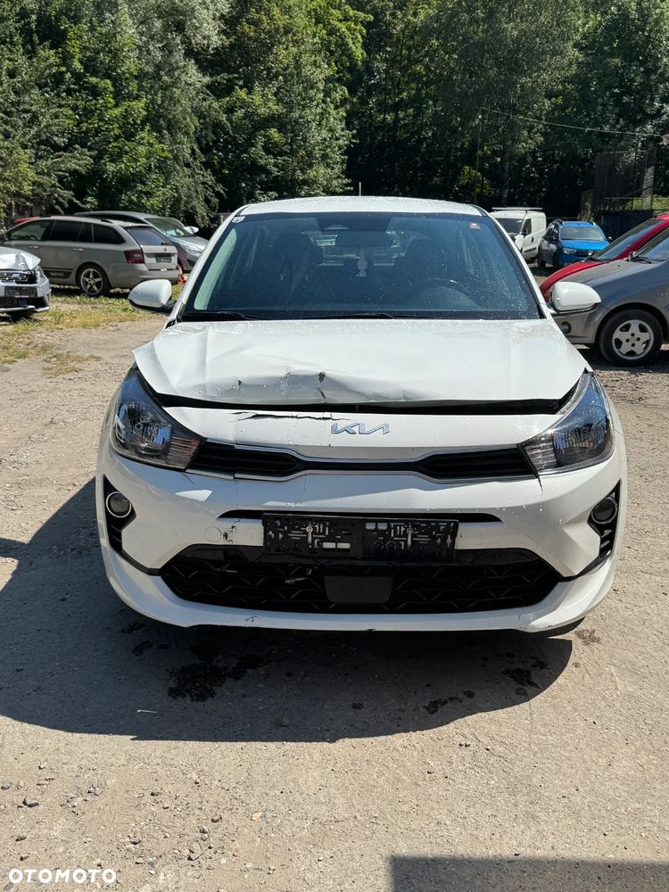Kia Rio - 2
