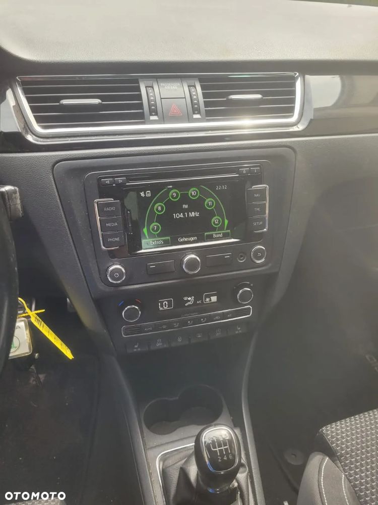 Skoda RAPID 1.2 TSI Elegance Green tec - 8