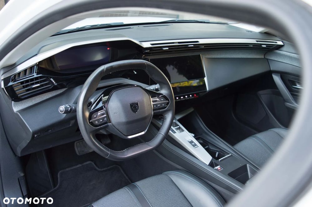 Peugeot 308 BlueHDi 130 EAT8 Allure - 17