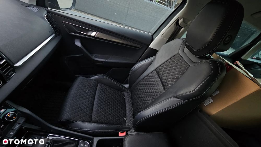 Skoda Karoq 2.0 TDI SCR 4x4 DSG Style - 17
