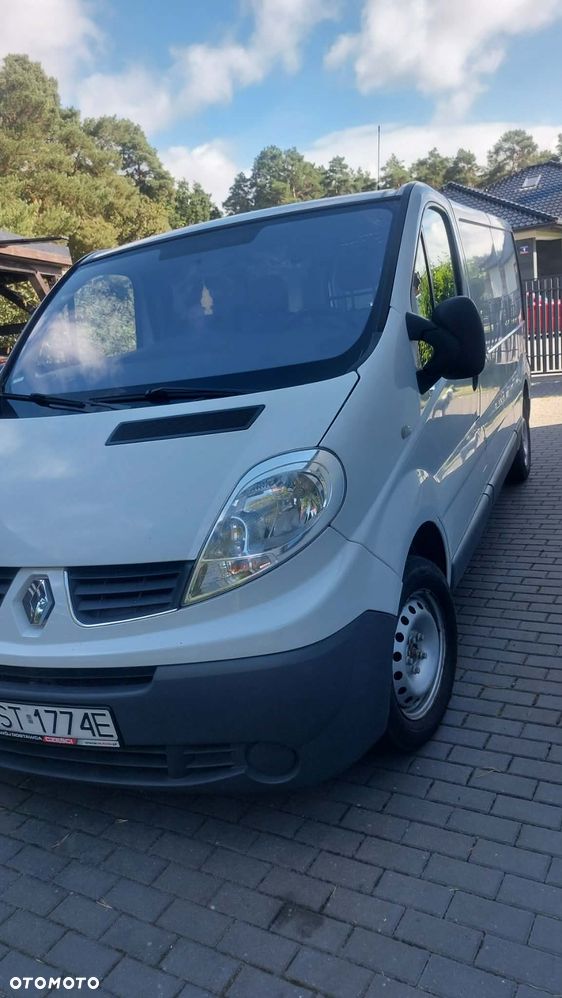 Renault TRAFIC - 4