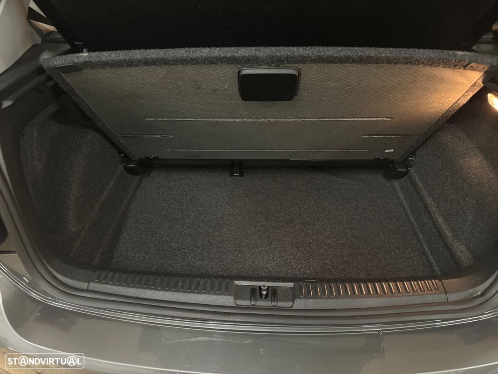 VW Polo 1.0 Confortline Nav - 16