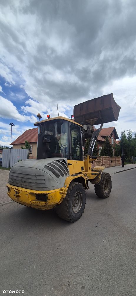 Volvo L30B - 4