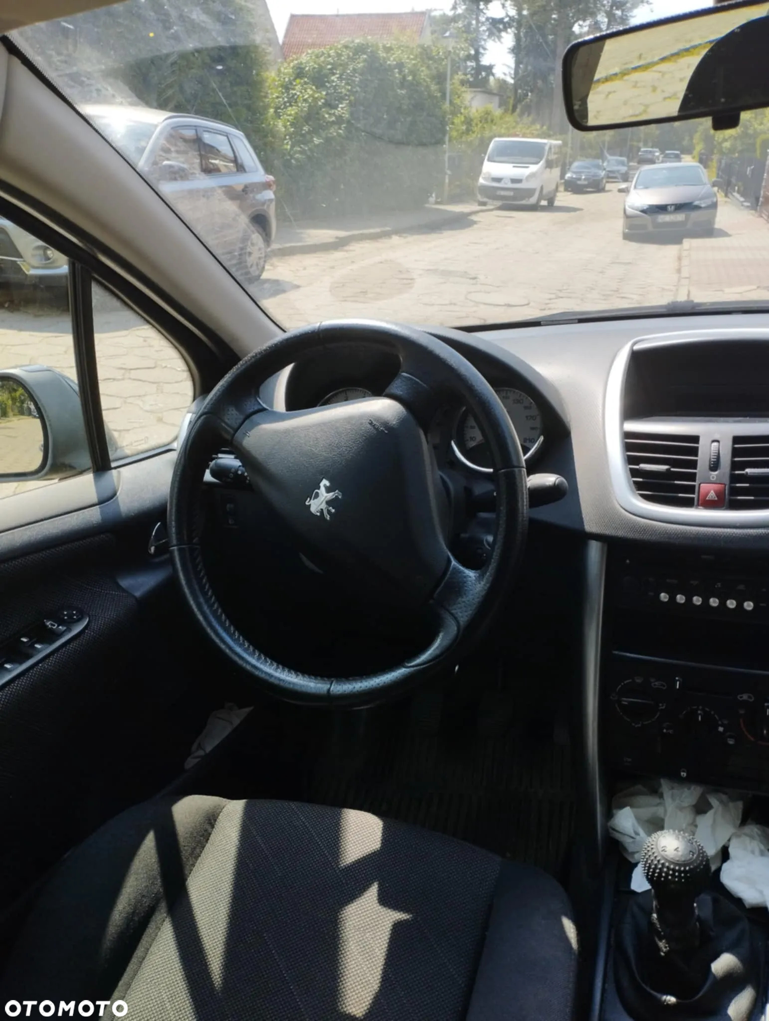 Peugeot 207 - 6