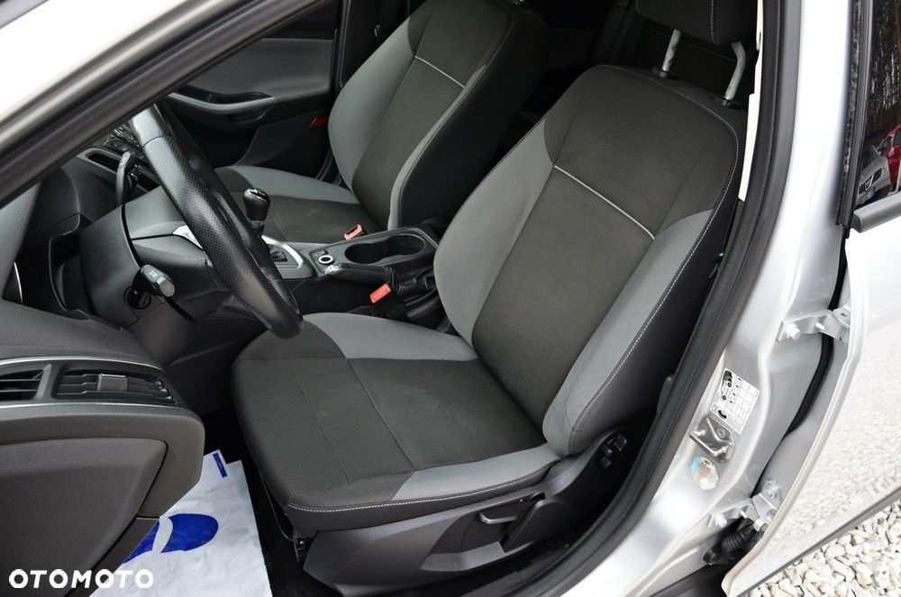 Ford Focus 1.6 TI-VCT Champions Edition - 29