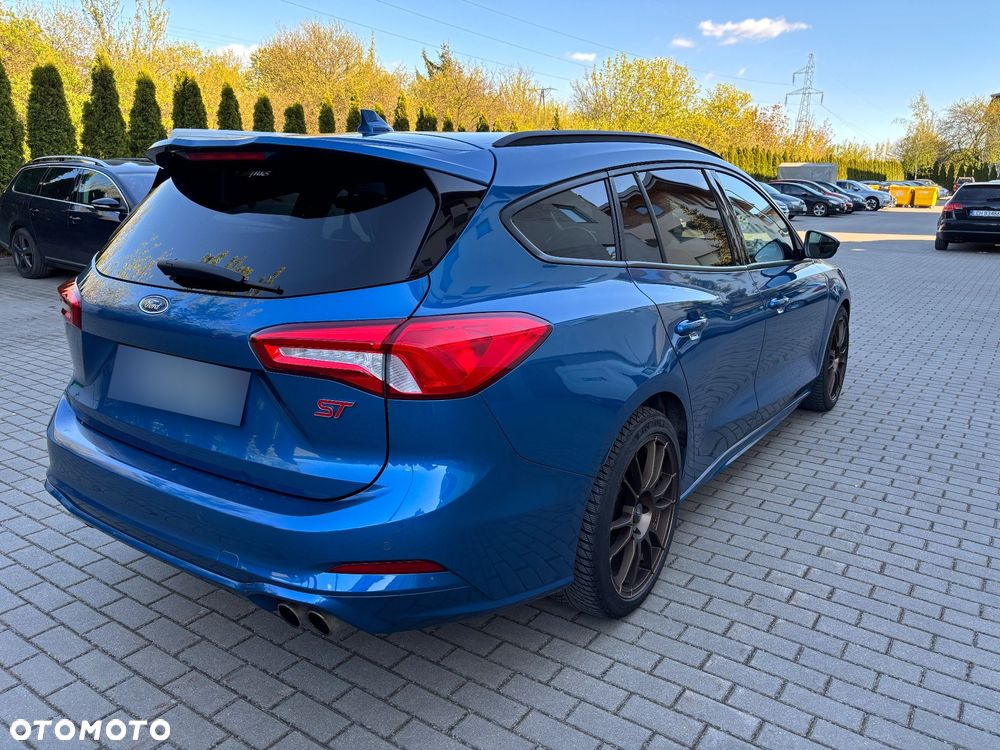 Ford Focus 2.0 EcoBlue ST - 12