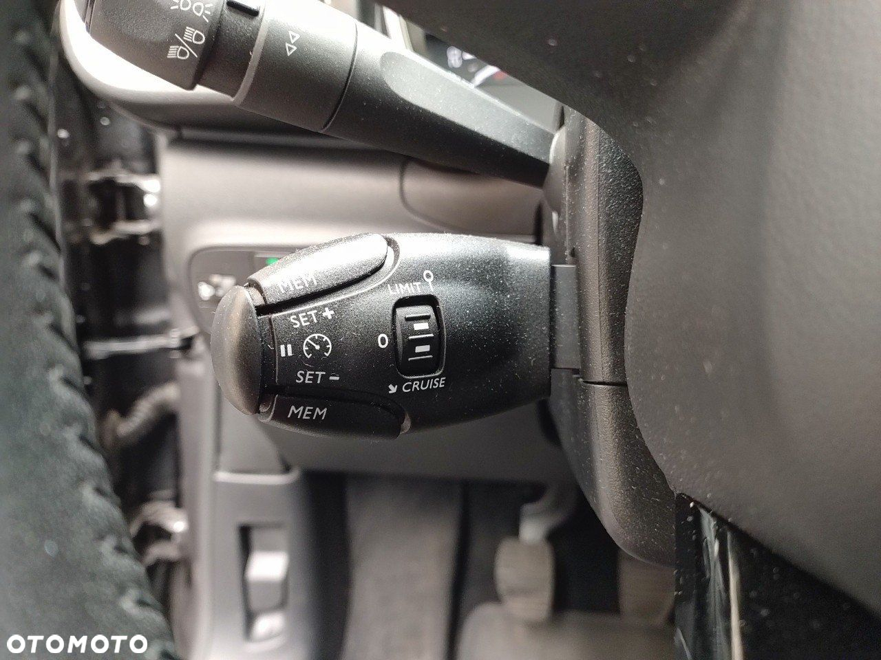Citroën C3 1.2 PureTech GPF Shine - 18