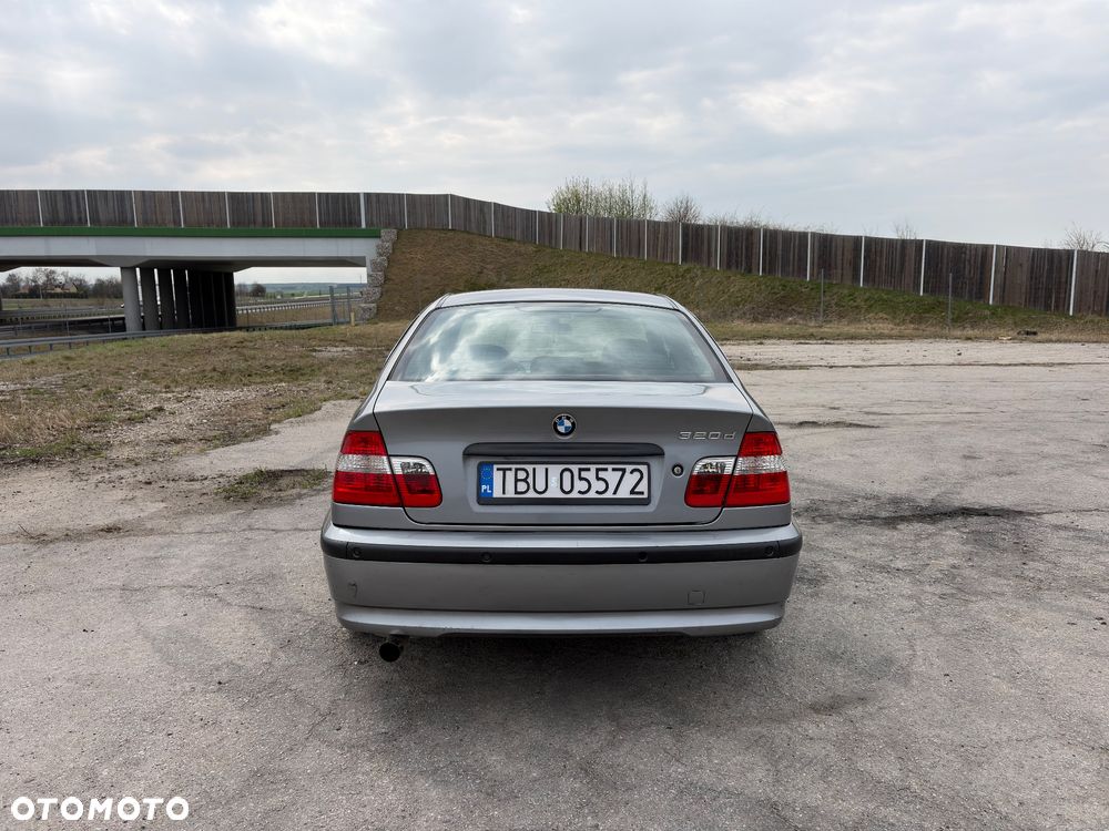 BMW Seria 3 320d Edition Exclusive - 8