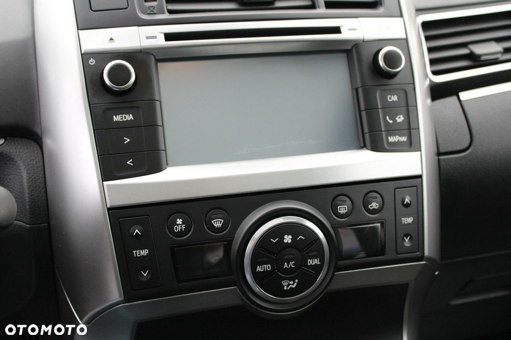 Toyota Verso - 25
