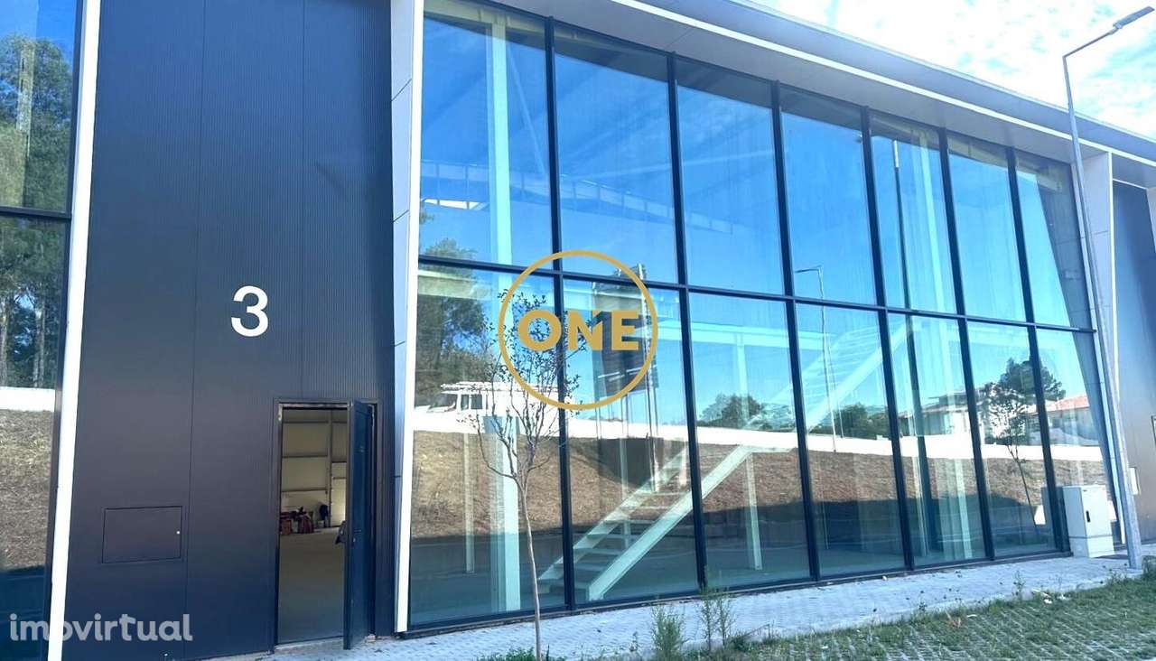 Pavilhão industrial novo em Seide, Vila Nova de Famalicão - Grande imagem: 2/5