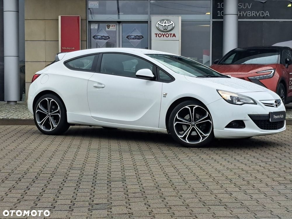 Opel Astra IV GTC 1.6 T Enjoy