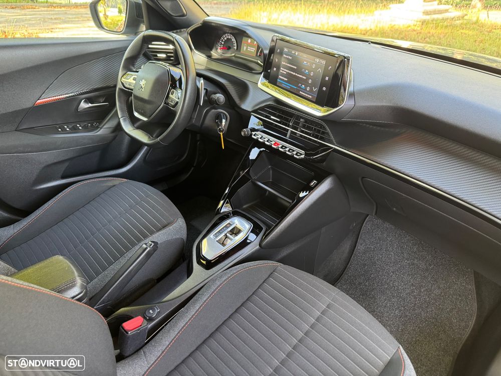 Peugeot 2008 1.5 BlueHDi Active EAT8 - 30