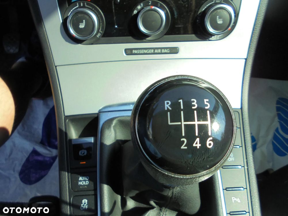 Volkswagen Passat 2.0 TDI Comfortline - 21