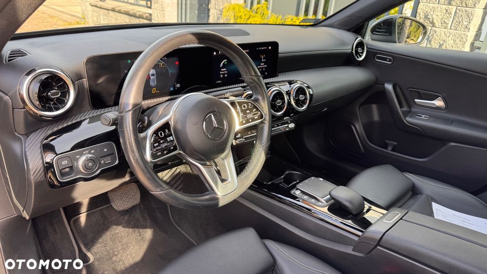 Mercedes-Benz Klasa A 180 7G-DCT - 10