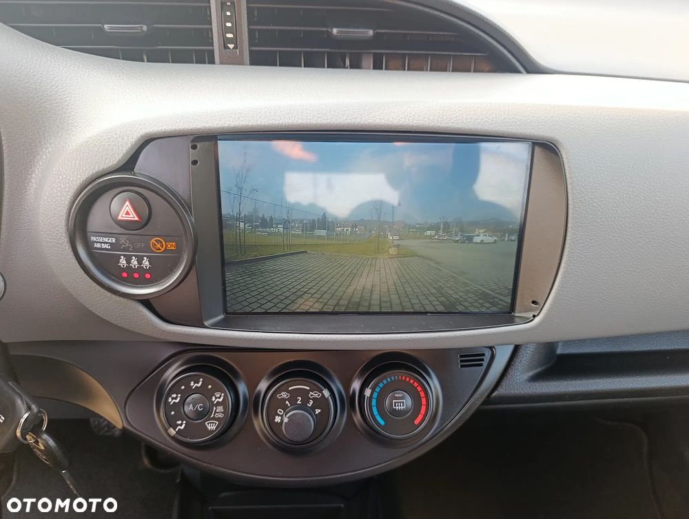 Toyota Yaris 1.0 VVT-i Comfort - 24