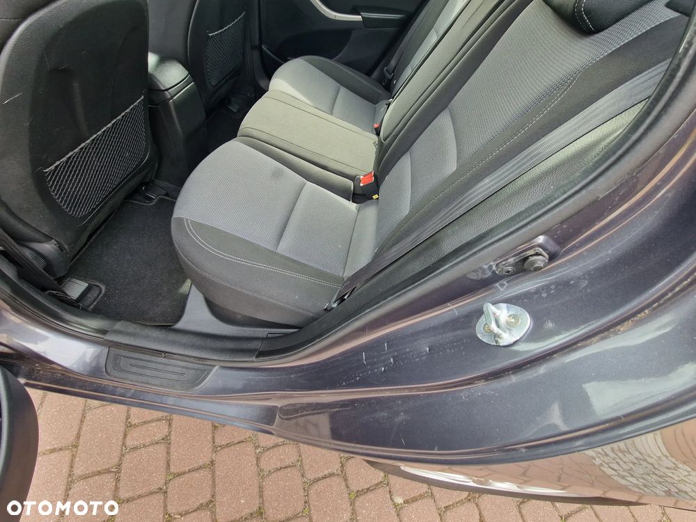 Hyundai i30 blue Kombi 1.6 GDi Trend - 7