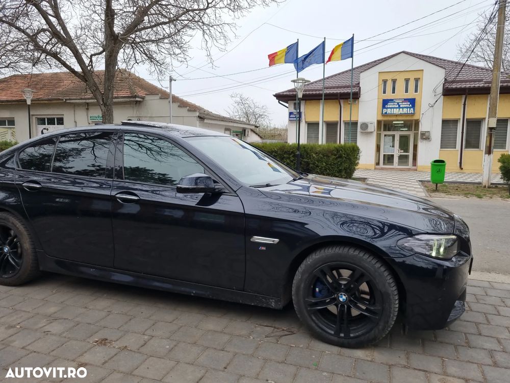 BMW Seria 5 520d xDrive AT - 2