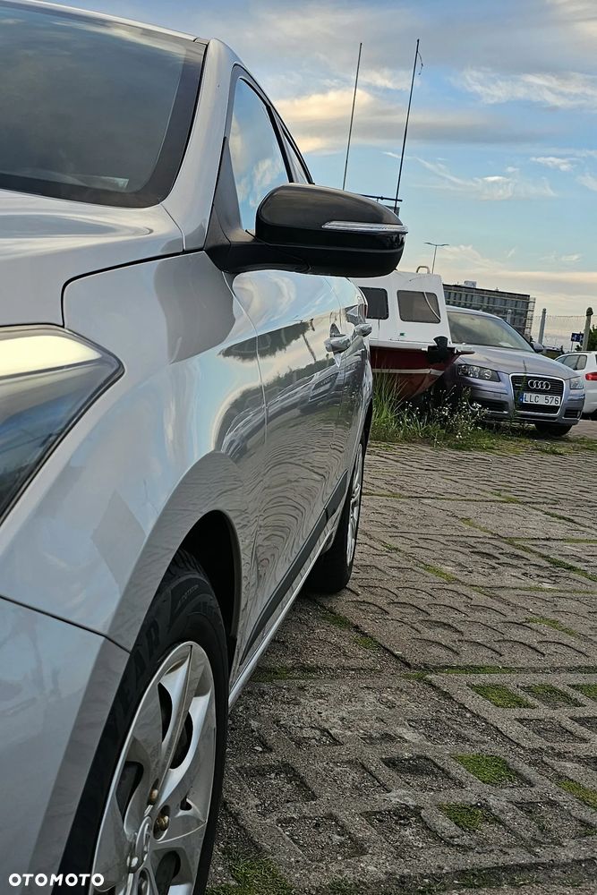 Hyundai i20 - 9