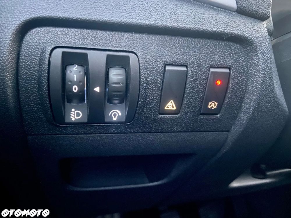 Renault Grand Scenic - 10