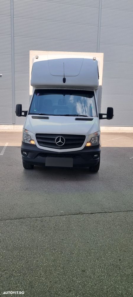 Mercedes-Benz Sprinter - 1