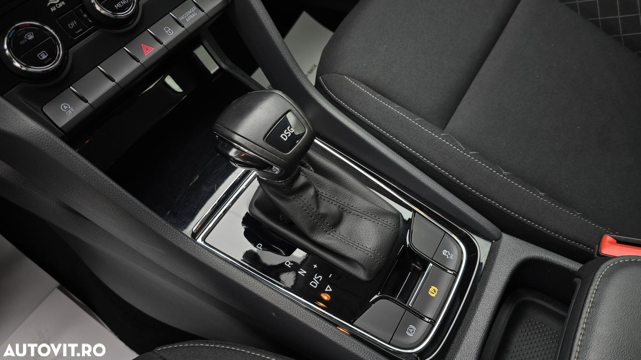 Skoda Karoq 1.5 TSI DSG Ambition - 17