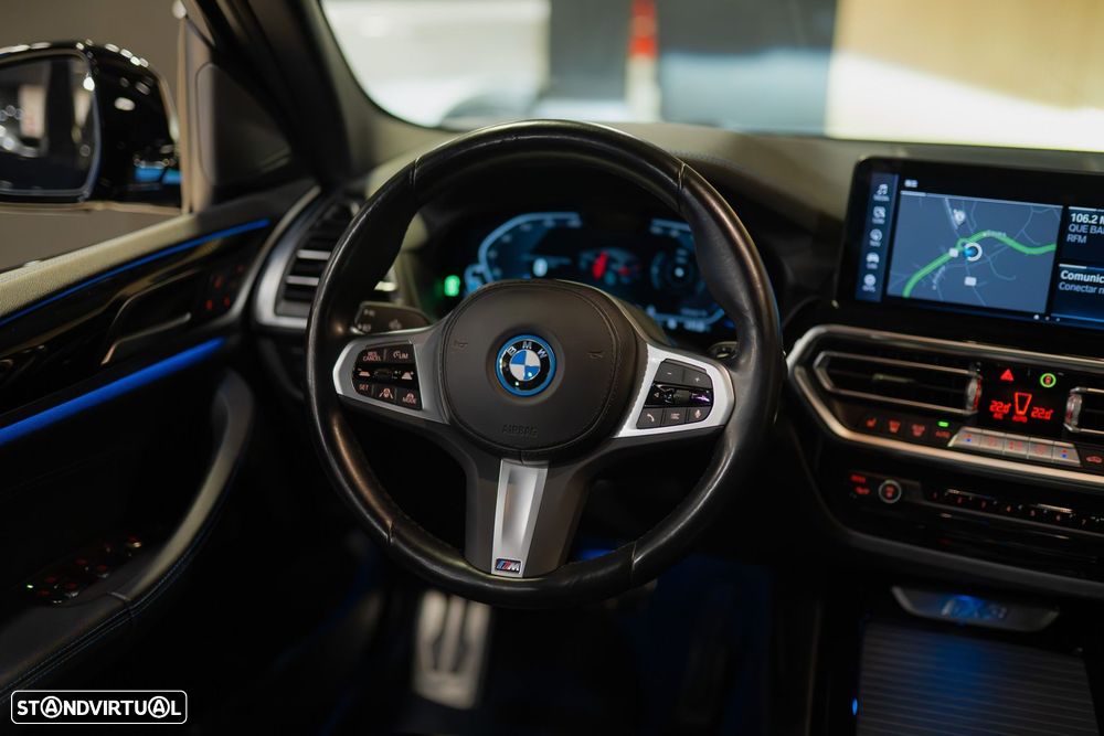 BMW iX3 M Sport Impressive - 39