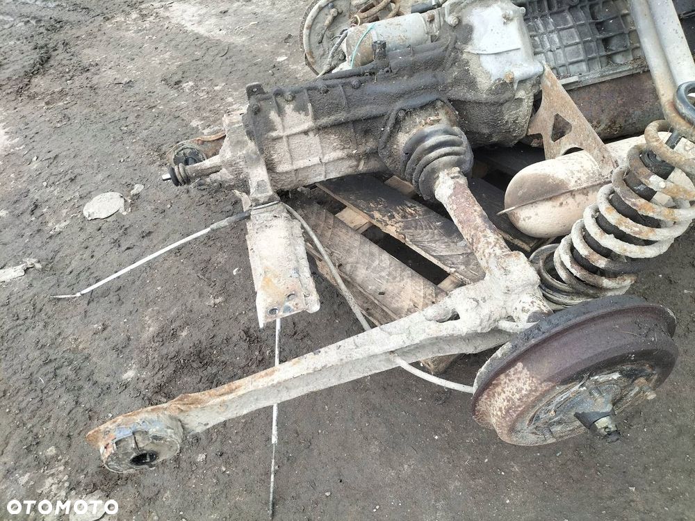 SILNIK BENZYNOWY + KOMPLETNY OSPRZĘT + SKRZYNIA SKODA 105 S I 1.0 8V - 4