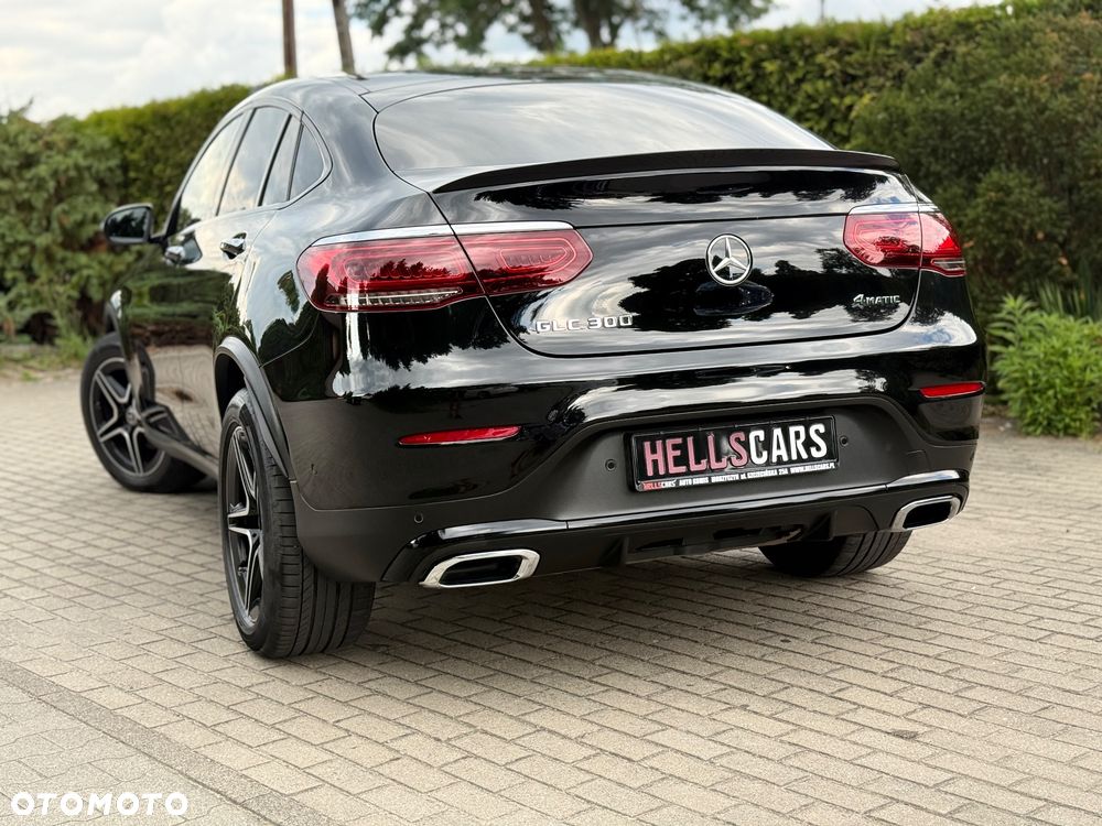 Mercedes-Benz GLC 300 4Matic 9G-TRONIC AMG Line Plus - 40